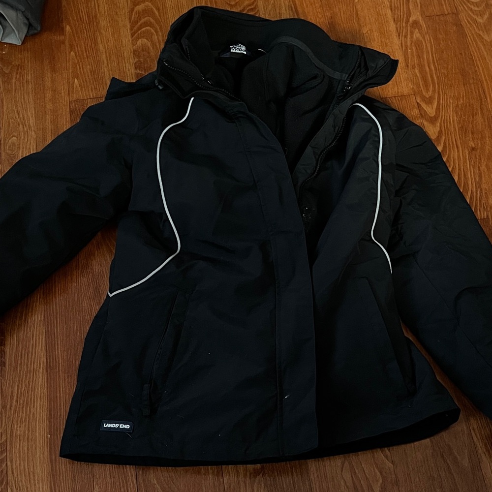 Lands' End Women's Black Ski Jacket with White Accents